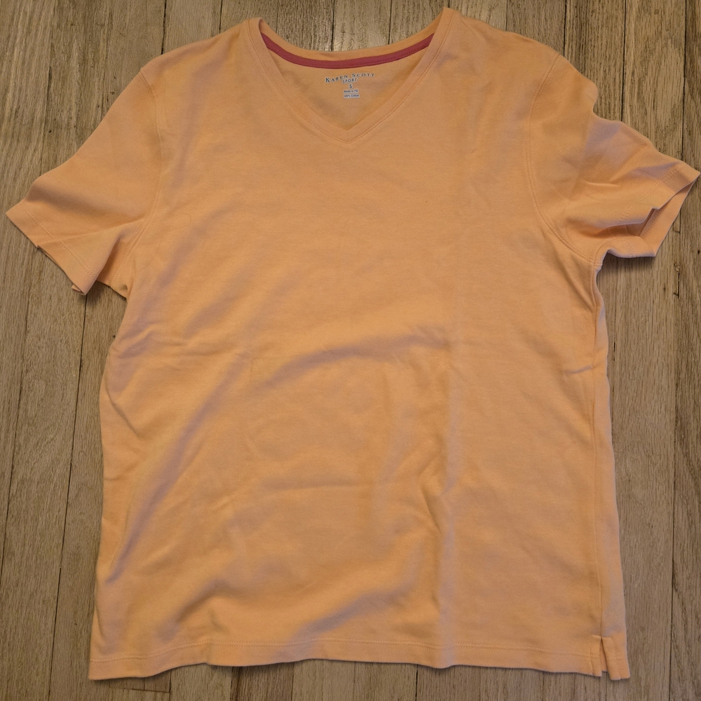 Karen Scott Women’s V-Neck Short Sleeve T-Shirt. Size Small